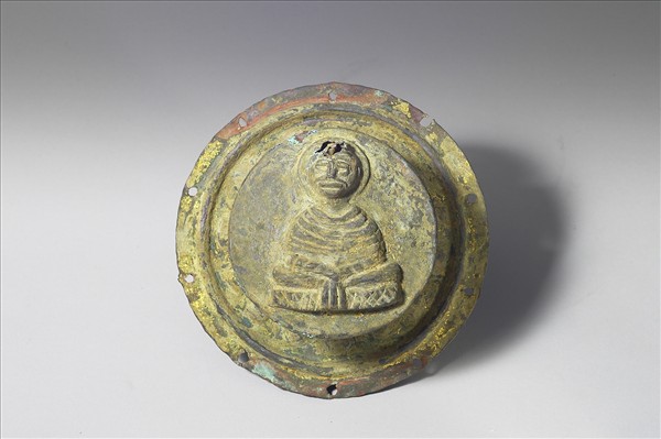 巴基斯坦 古代犍陀羅地區 10-16世紀 青銅佛坐像裝飾盤