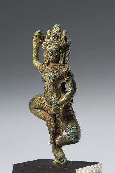 青銅鎏金空行母或天女舞立像