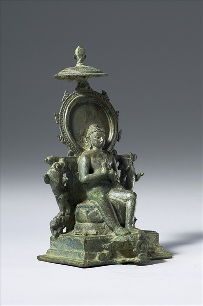 青銅佛垂足坐像