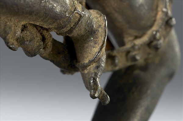 金剛豕母舞立像