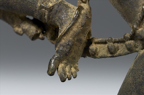 金剛豕母舞立像