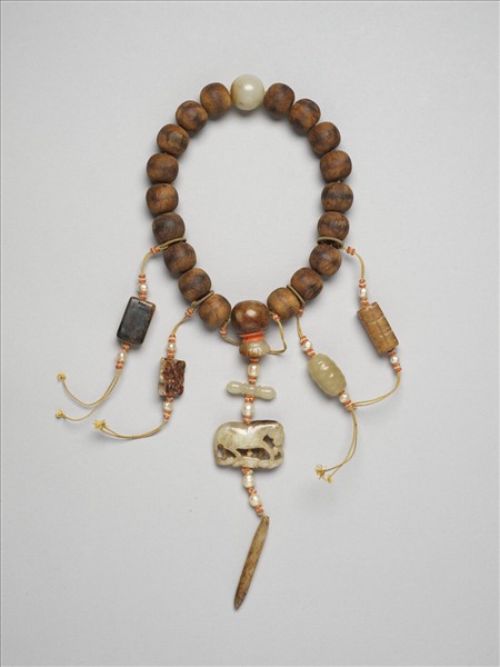 茄楠木玉墜飾手串