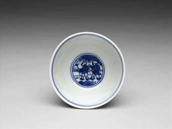 青花嬰戲圖杯