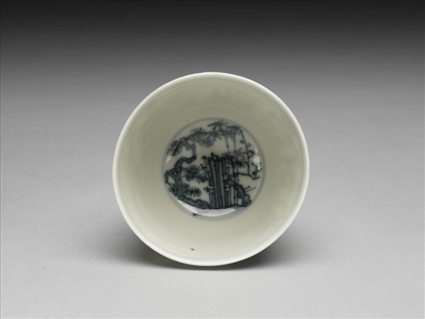 青花〈周茂叔愛蓮〉圖杯