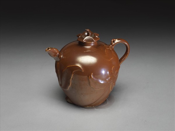 紫金釉桃形把壺