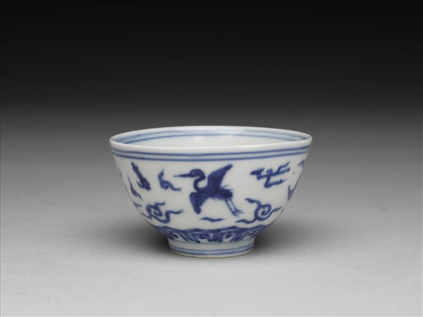青花雲鶴紋杯