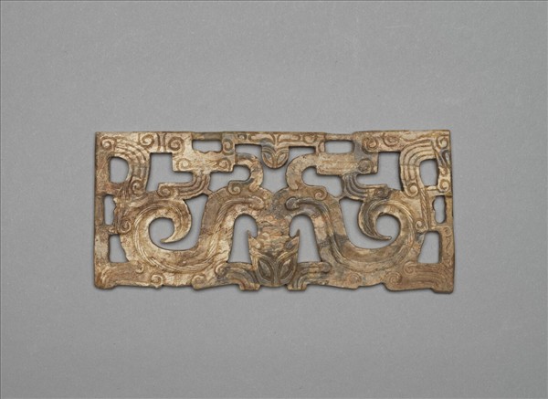 玉鏤空蛇紋飾件