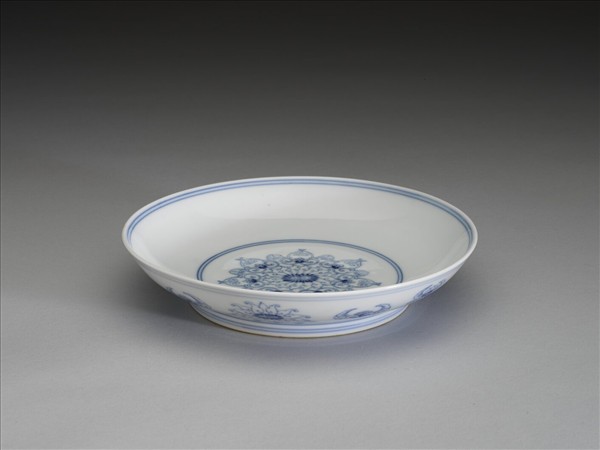 青花花卉紋碟