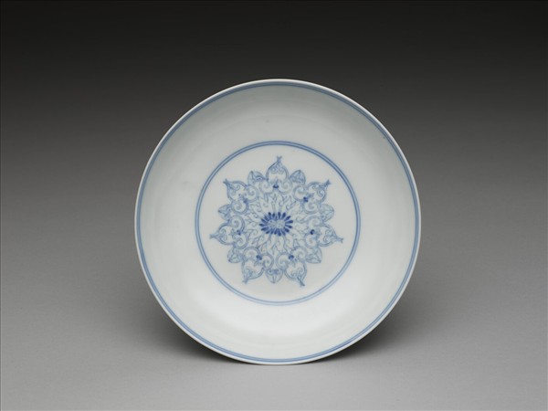 青花花卉紋碟