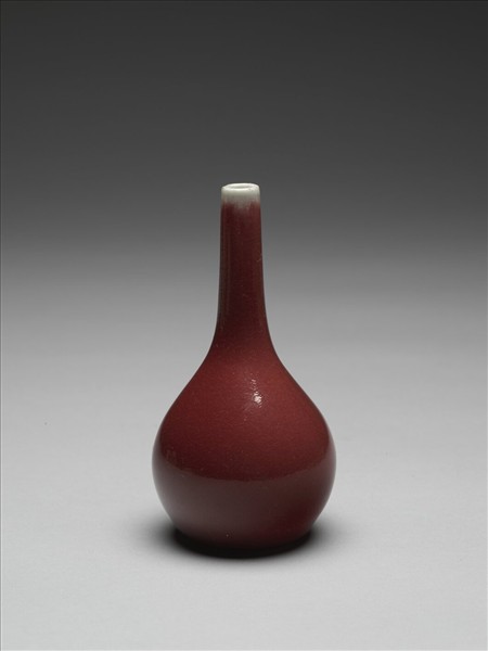 霽紅釉瓶