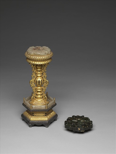 銅鍍金嵌玉八寶（蓮花）