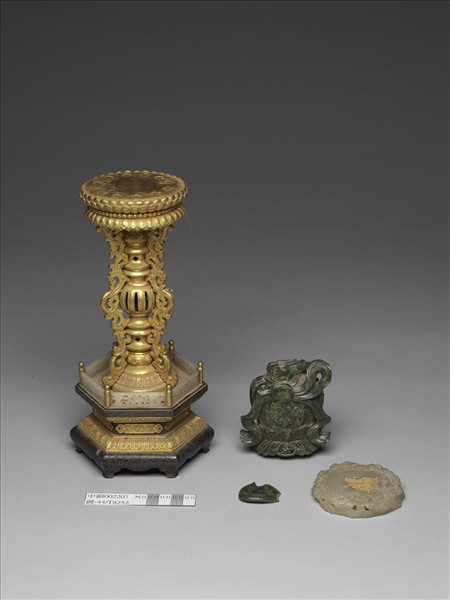 銅鍍金嵌玉八寶（法輪）