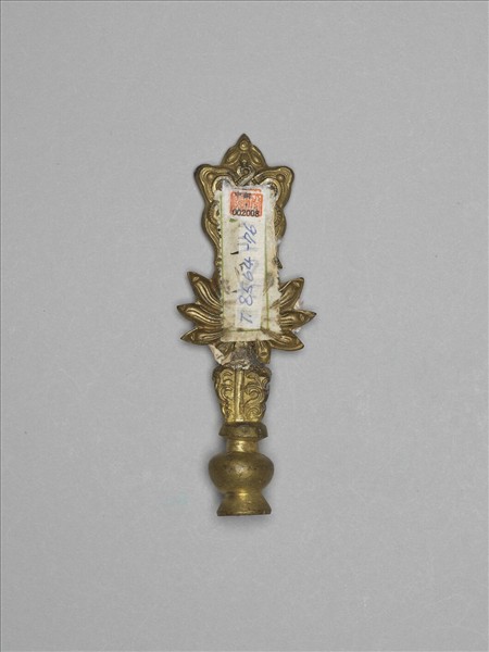 銅鍍金八寶（盤長）