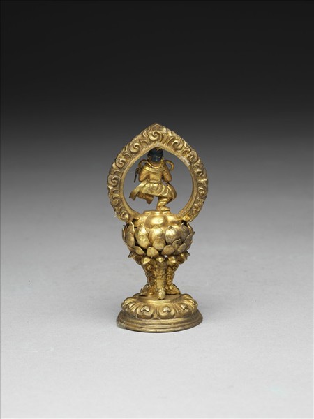 銅鍍金供養天女（八件）