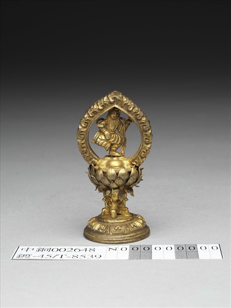 銅鍍金供養天女（八件）