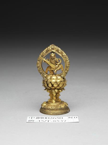 銅鍍金供養天女（八件）