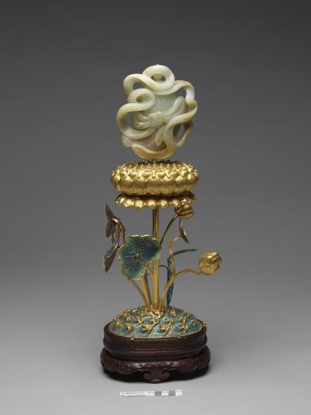 銅鍍金嵌白玉及填琺瑯八吉祥-勝利幢