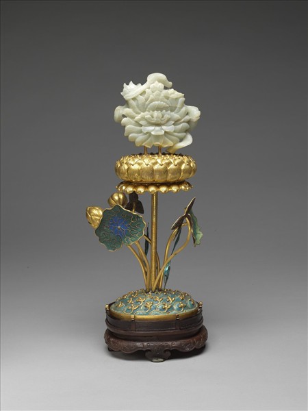 銅鍍金嵌白玉及填琺瑯八吉祥-蓮花