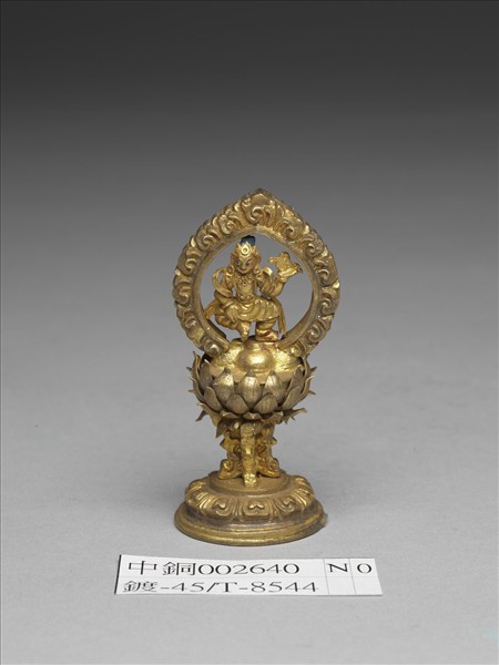 銅鍍金供養天女（八件）