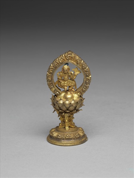 銅鍍金供養天女（八件）