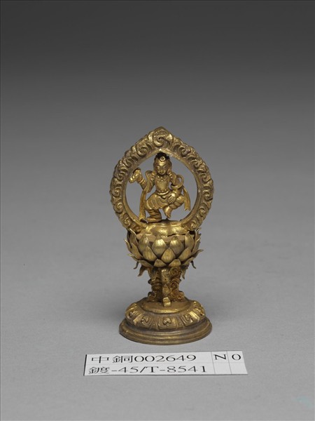 銅鍍金供養天女（八件）