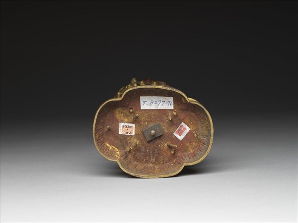 銅鍍金嵌玉填料八寶（寶瓶）