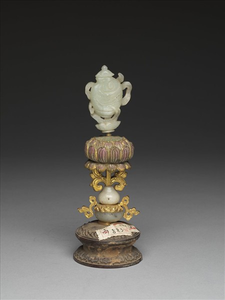 銅鍍金嵌玉及填料八寶（法螺）