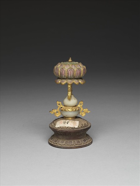 銅鍍金嵌玉及填料八寶