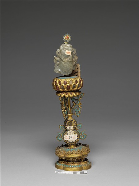 銅鍍金嵌玉填料八寶（寶傘）