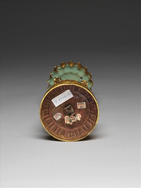 銅鍍金嵌青玉及填琺瑯八吉祥-蓮花