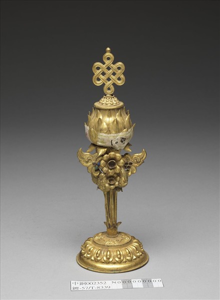 銅鍍金八寶（盤長）