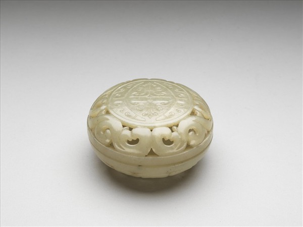 玉鏤雕圓盒