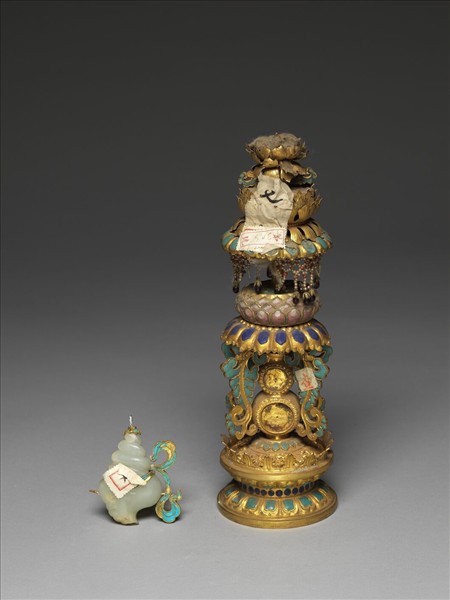 銅鍍金嵌玉及填料八寶（法螺）