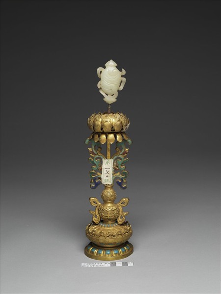 銅鍍金嵌玉及填料八寶（法螺）