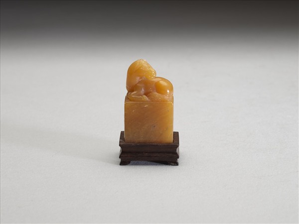 田黃石章（未刻）