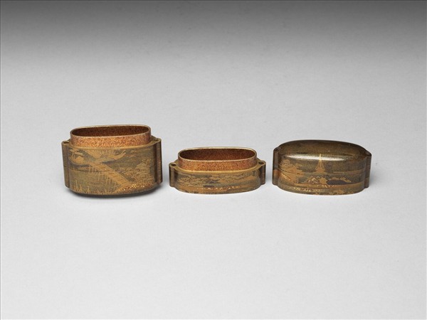 水渚城池蒔繪印籠