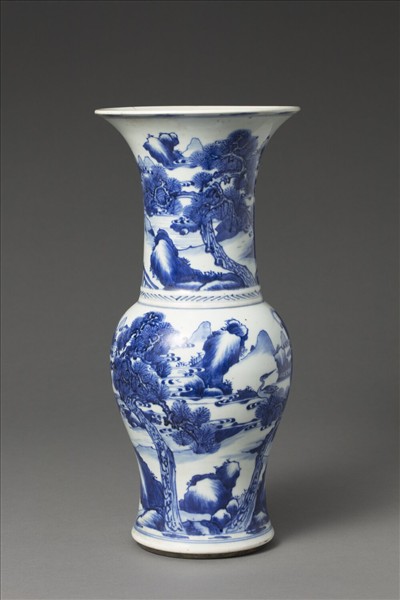 青花松鶴山水鹿紋鳳尾瓶