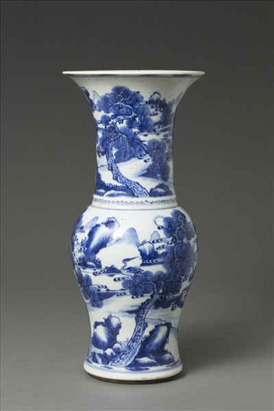 青花松鶴山水鹿紋鳳尾瓶