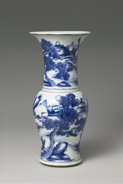 青花松鶴山水鹿紋鳳尾瓶