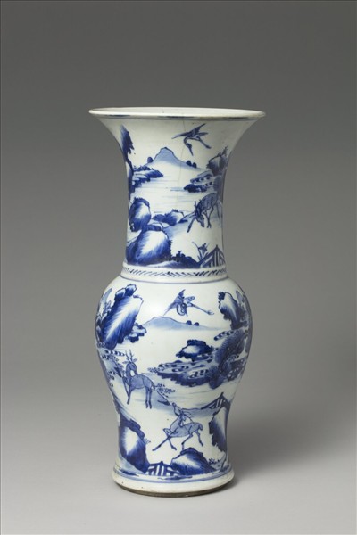 青花松鶴山水鹿紋鳳尾瓶