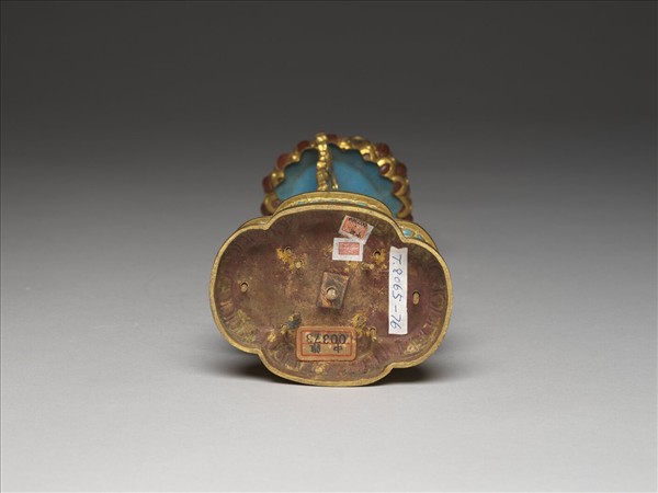 銅鍍金嵌玉及填料七政寶（寶輪）