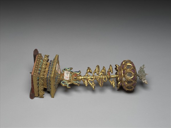 銅鍍金嵌玉及填料八寶