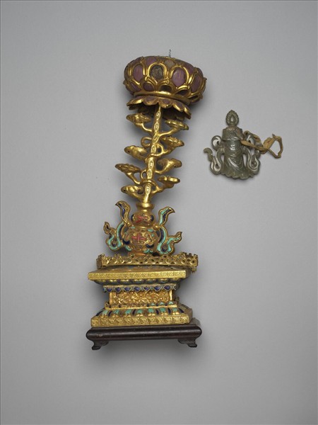 銅鍍金嵌玉及填料八寶（寶傘）