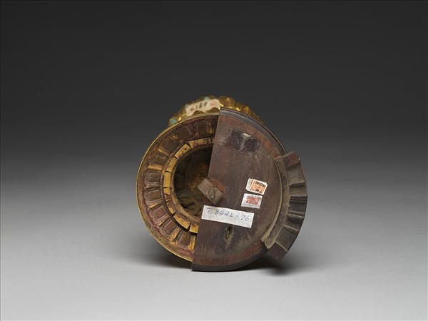 銅鍍金嵌料石八寶（華蓋）