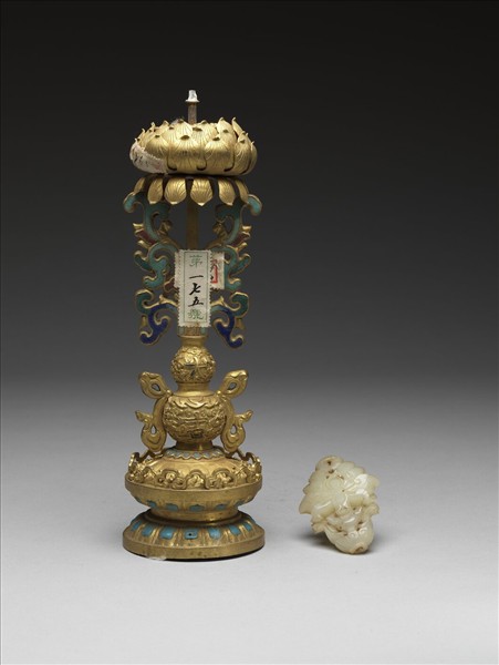 銅鍍金嵌玉及填料八寶（蓮花）