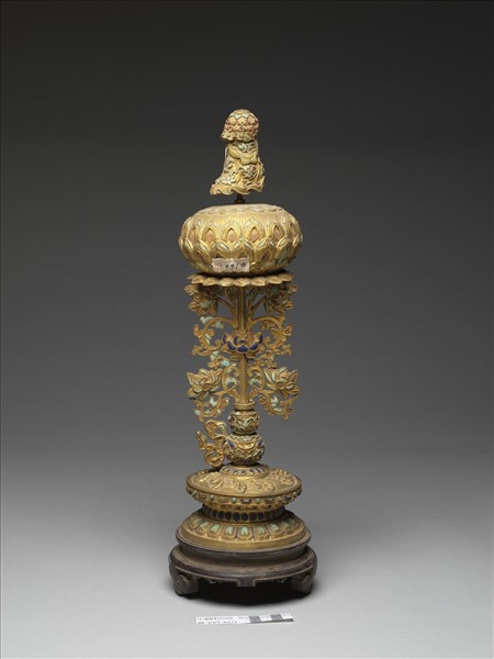 銅鍍金嵌料石八寶（寶傘）