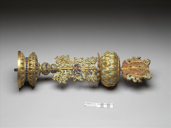 銅鍍金嵌料石八寶（魚寶）