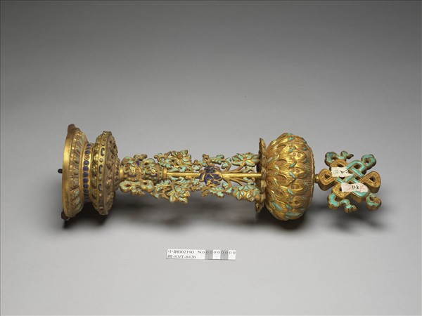 銅鍍金嵌料石八寶（盤長）