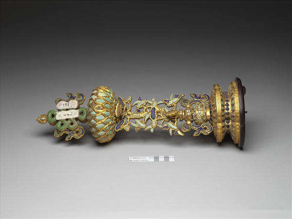 銅鍍金嵌料石八寶（盤長）