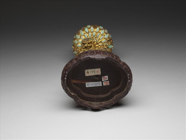 銅鍍金嵌料石八寶（寶瓶）